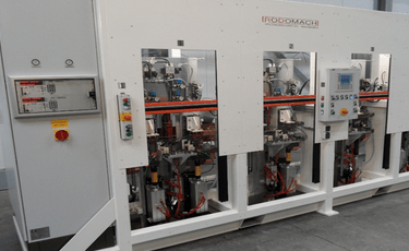 Seating Tracks - Rodomach Speciaalmachines.jpg