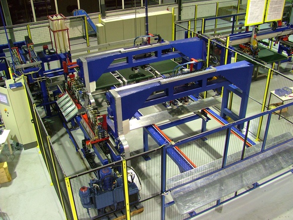 Production line for window frames - Rodomach Speciaalmachines